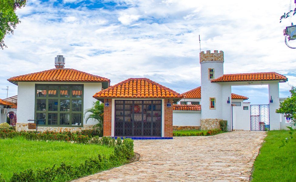 Lipa Cervecería y Viñedo